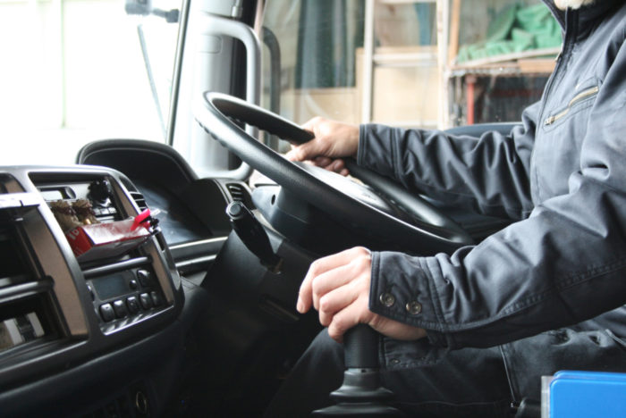 ドライバーが副業したら 運送会社はどうすれば 物流ニュース 物流ウィークリー 物流 運送 ロジスティクス業界の総合専門紙