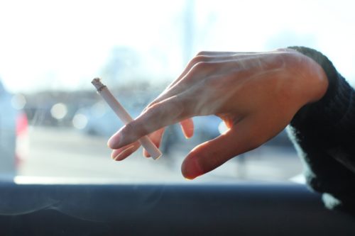 健康増進と喫煙問題　「受動喫煙をなくす」