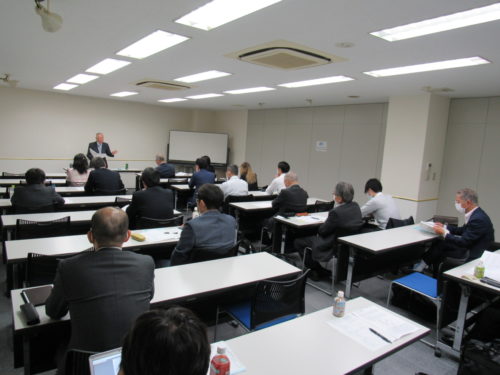 シーエムオー　大阪物流経営講座、就業規則制定を重要視