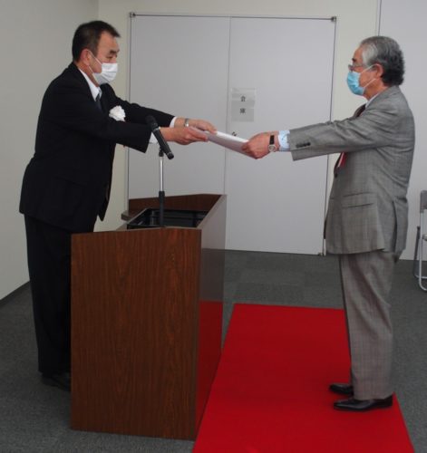 近畿運輸局大阪運輸支局長表彰式　１２事業所が受賞