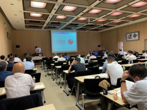 東ト協 トレーラの適正な使用と法改正 研修会開催 物流ニュース 物流ウィークリー 物流 運送 ロジスティクス業界の総合専門紙