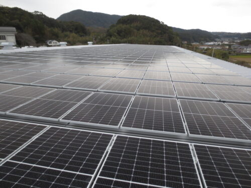 ナガサキロジスティクス　太陽光パネル設置、２０％を自己消費