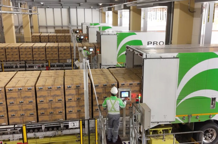 ####Ξナカオ アルミ製トラック昇降ステップ トラックライム REGシリーズ トラック昇降ステップ トラックライム（株式会社ナカオ）のカタログ