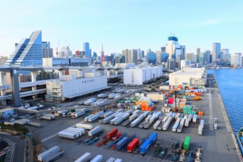 悩み尽きない海コン輸送　「開業以来、初の赤字」