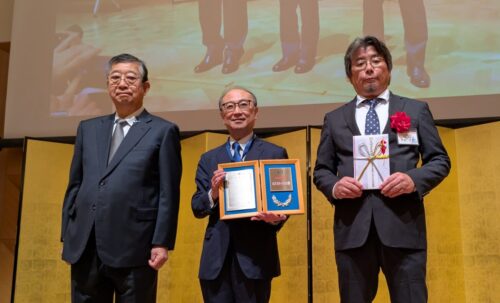 ＪＩＬＳ　ロジスティクス全国大会で大賞受賞の４組を表彰