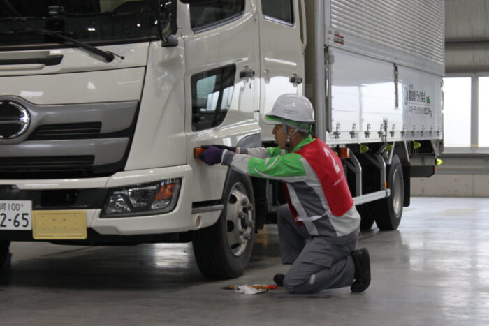 鴻池運輸　リフト・トラックドラコン開催、安全意識高め事故撲滅