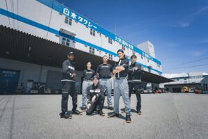 大阪運輸倉庫　冬用作業服をリニューアル