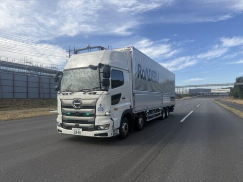 レベル４車内無人の自動運転トラック「２０３０年頃に６００台普及へ」