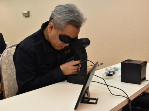 目の病を見逃すな！中国共済が「見え方チェック体験」　トラック協会もドライバーの視野診断を支援