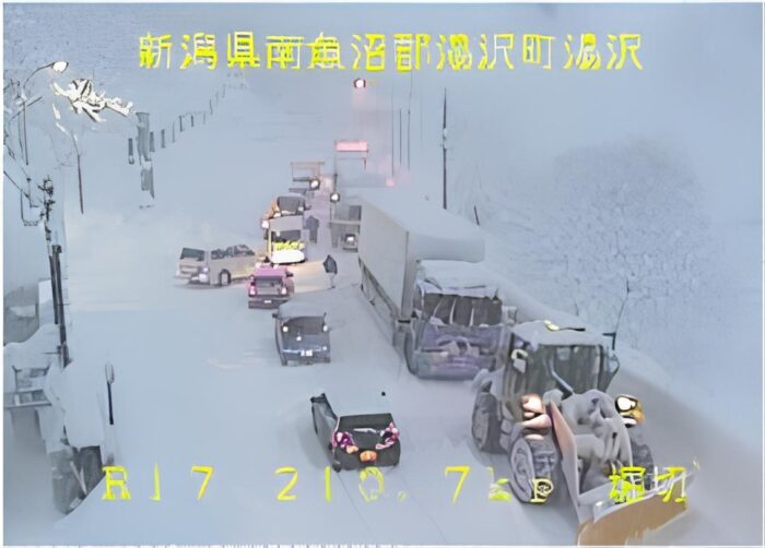 大雪警報時の決断　待っていたのは「契約解除」「配送止めたのはお宅だけ」