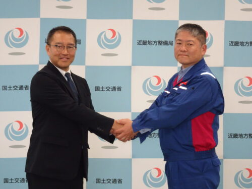 近畿地方整備局と堺港湾振興会　大規模災害時の保管協力協定を締結