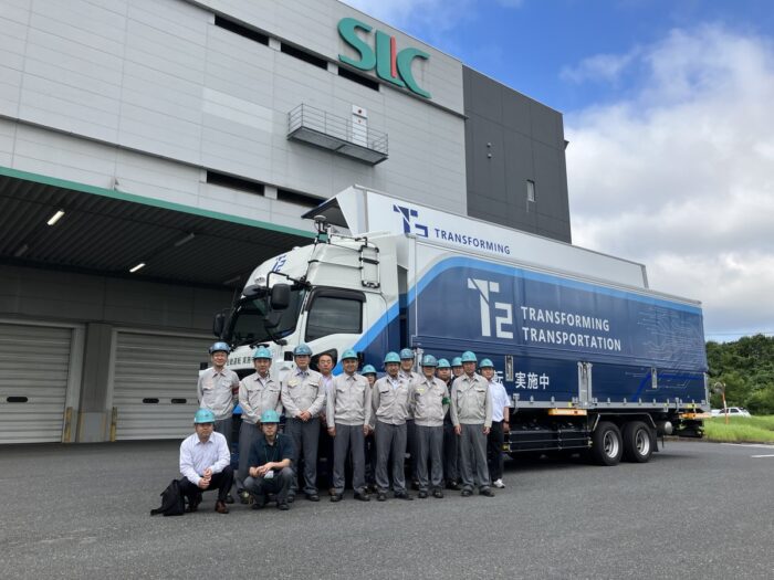 住友化学とＴ２　自動運転トラックを商用運行