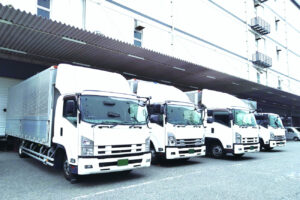 「他社トラック頼り」の仕事は難しい時代へ　下請け規制で再編進む運送業界
