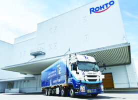 ロート製薬とＴ２　自動運転トラック輸送実証