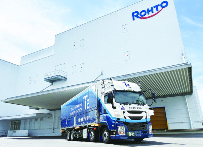 ロート製薬とＴ２　自動運転トラック輸送実証