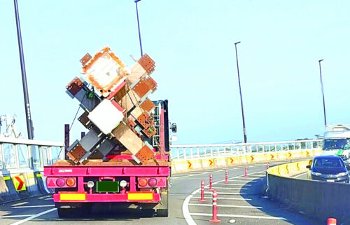 ＜物流＞特車許可に４か月って…　重量物輸送の現場に支障